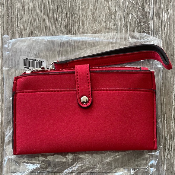 NWOT K•Carroll RED Wristlet with Zipper opening, inside slots & Detachable Strap - Picture 7 of 10